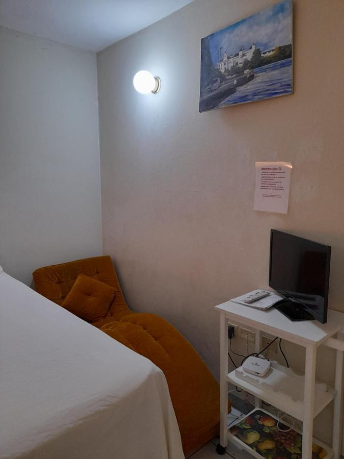 Camelia Rooms คิงส์ตัน ภายนอก รูปภาพ